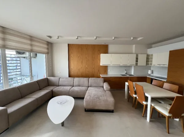 Tirane, shitet apartament 2+1+Ballkon Kati 6, 117 m² 345.000 € (KOMUNA E PARISIT)