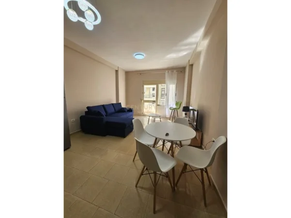 Durres, shes garsonier 1+1 2,