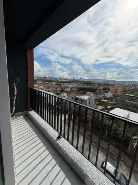 Shitet Super Apartament 1+1  ne Paskuqan