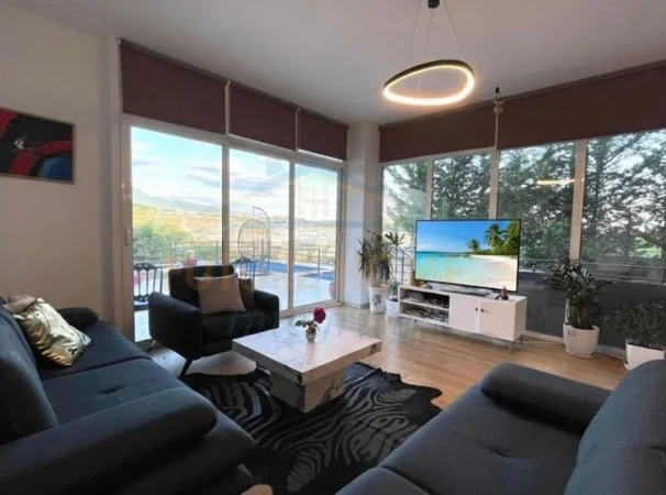 Tirane, jepet me qera Vile 3+1+Aneks+Ballkon , 1.200 m² 2.000 € 