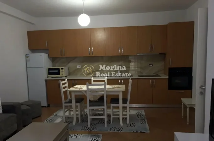 Tirane, jepet me qera apartament 1+1 Kati 3, 73 m² 380 € (Fresku)