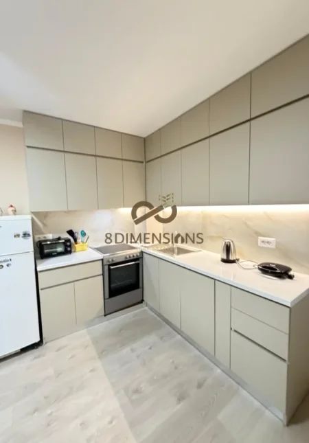 Tirane, jepet me qera apartament 1+1+Ballkon Kati 4, 60 m² 500 € (5 maji)