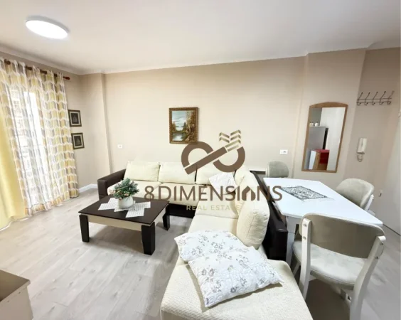 Tirane, jepet me qera apartament 1+1+Ballkon Kati 4, 60 m² 500 € (5 maji)