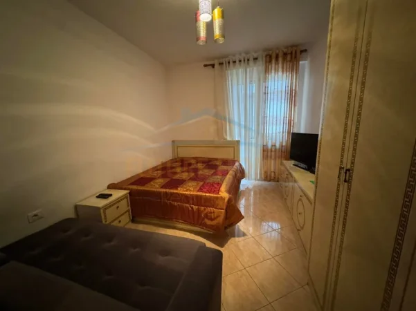 Tirane, shitet apartament 2+1+Ballkon Kati 5, 90 m² 130.000 € 