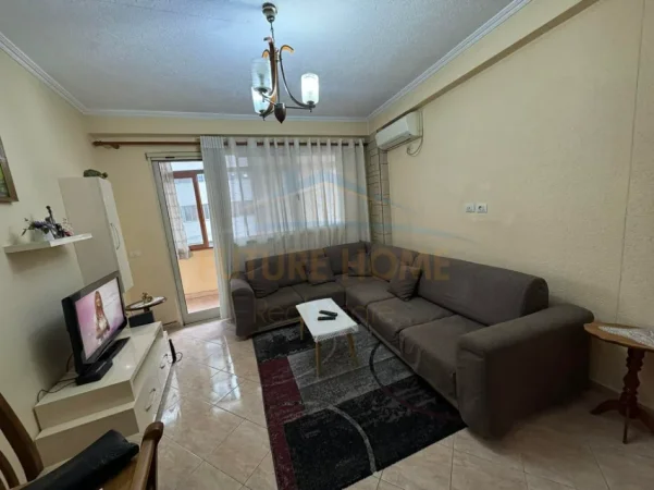 Tirane, shitet apartament 2+1+Ballkon Kati 5, 90 m² 130.000 € 