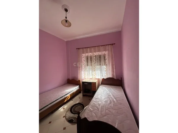 Durres, jepet me qera apartament 2+1 Kati 4, 78 m² 400 € 