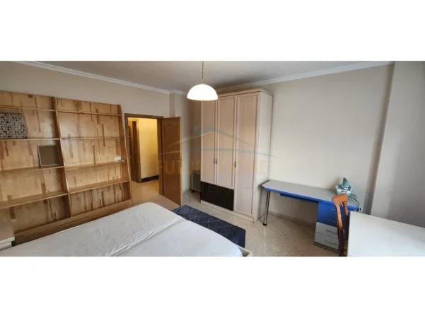 Tirane, jepet me qera apartament 2+1 Kati 6, 104 m² 850 € (Rruga Sami Frasheri)