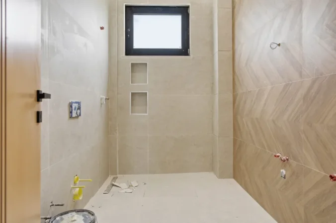 Spille, shitet Vile ne plazh 3+1+Aneks+Ballkon Kati 2, 350 m² 310.000 € (Spille,Kavaje)