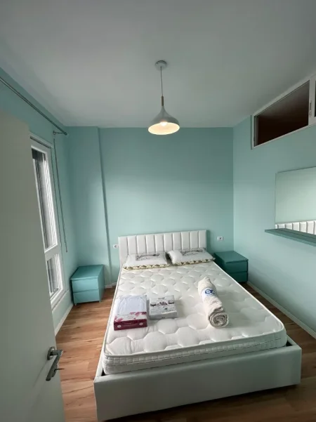 Tirane, jepet me qera apartament 2+1 Kati 7, 85 m² 600 € (Ruga 5-Maji)