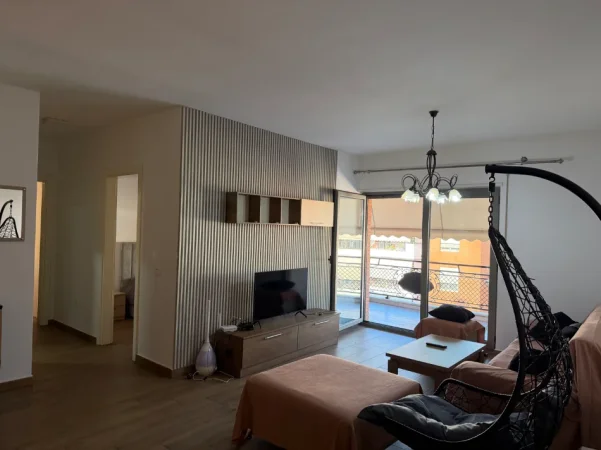 Tirane, jap me qera apartament 2+1+Ballkon Kati 8, 120 m² 1.050 € (Delijorgji)