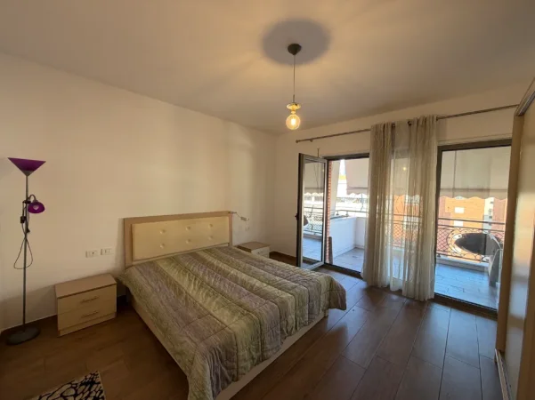 Tirane, jap me qera apartament 2+1+Ballkon Kati 8, 120 m² 1.050 € (Delijorgji)