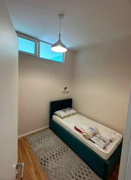 Tirane, jepet me qera apartament 2+1 Kati 7, 85 m² 600 € (5 MAJI)