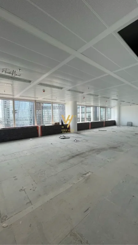 Tirane, jepet me qera ambjent biznesi Kati 1, 200 m² 1.550 € (CASA ITALIA)