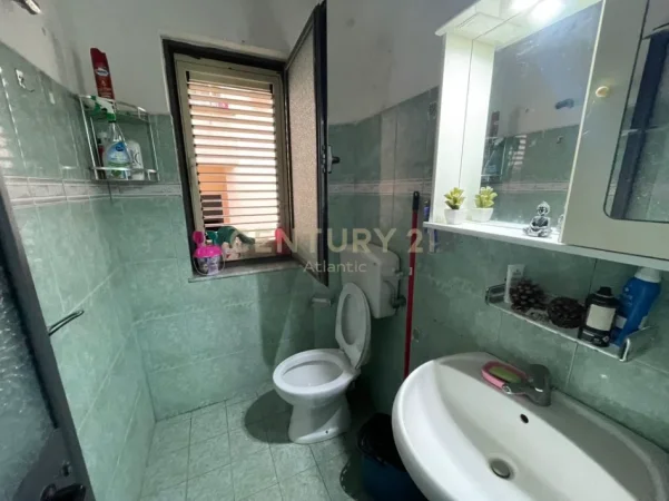 Durres, shitet garsonier 1+1 Kati 2, 40 m² 58.000 € (Shkembi Kavajes, Durres)