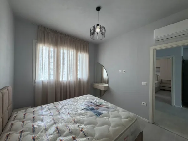 Tirane, jepet me qera apartament 2+1 Kati 6, 100 m² 750 € (River Residence / Astir)