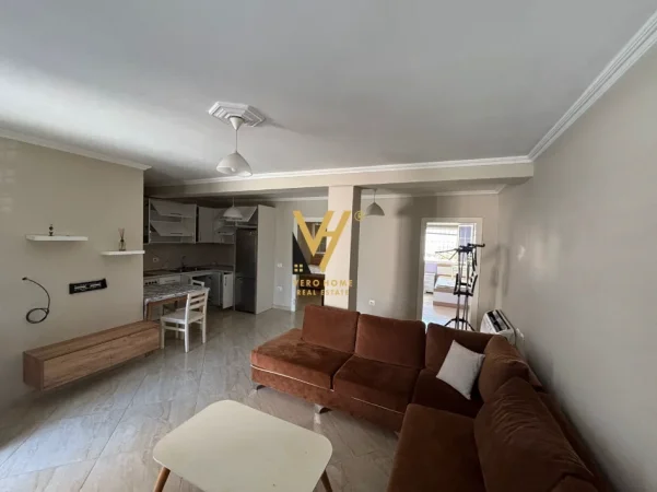 Tirane, jepet me qera shtepi 1 Katshe Kati 0, 100 m² 570 € (SAUK I VJETER)