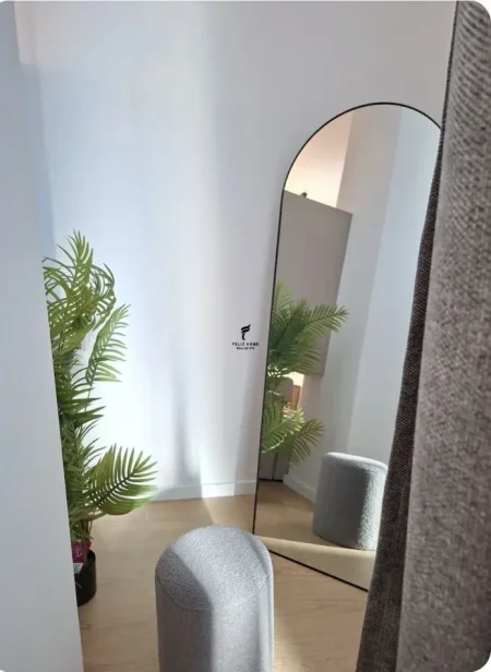 Tirane, jepet me qera apartament 1+1 Kati 1, 70 m² 900 € (MINE PEZA)