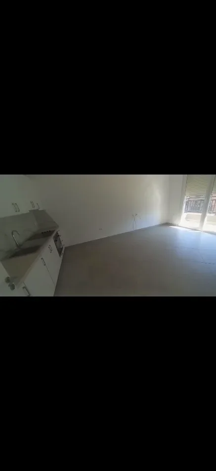 Tirane, jepet me qera apartament 1+1+Ballkon Kati 3, 70 m² 300 € (Apartament 1+1 Per Qera Astir Vila L2)