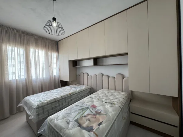 Tirane, jepet me qera apartament 2+1 Kati 6, 100 m² 750 € (Astir River Residence)