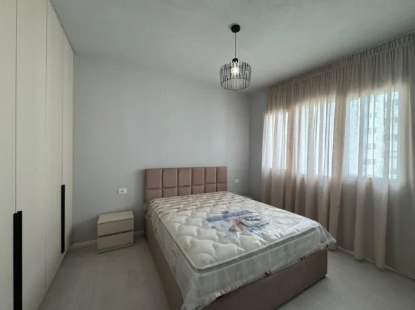Tirane, jepet me qera apartament 2+1 Kati 6, 100 m² 750 € (Astir River Residence)