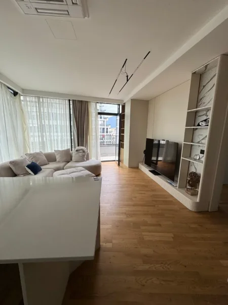 Tirane, jepet me qera apartament 2+1+Aneks+Ballkon Kati 11, 120 m² 1.800 € (LAKE VIEW RESIDENCES)