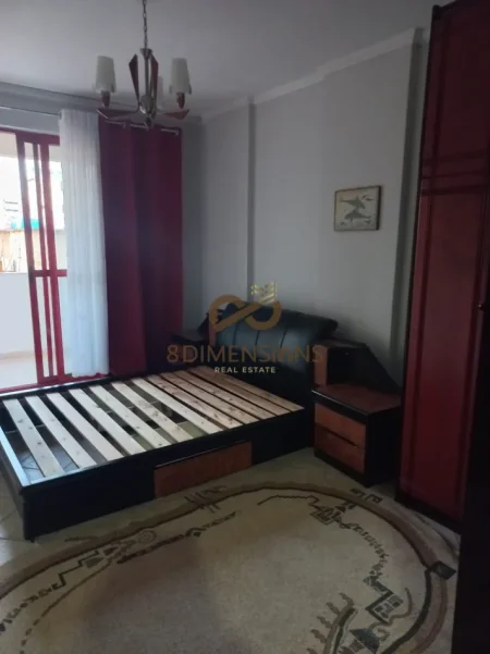 Tirane, jepet me qera apartament 1+1 Kati 4, 71 m² 500 € (Rruga Irfan Tomini)
