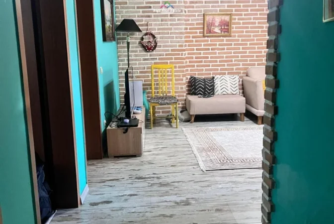 Tirane, jepet me qera apartament 2+1 Kati 8, 100 m² 650 € (Rruga Tish Dahia)