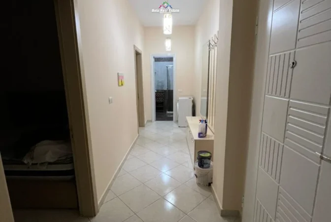 Tirane, jepet me qera apartament 1+1 Kati 6, 100 m² 670 € (Rruga Shefqet Musaraj)