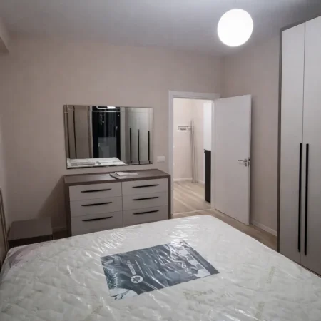 Tirane, jepet me qera apartament 1+1+Ballkon , 70 m² 50,000 ALL (Astir, prane Urban Gate)