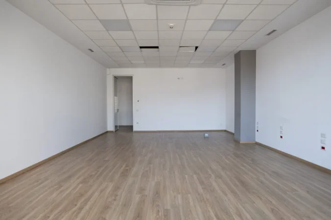 Tirane, jepet me qera zyre Kati 1, 380 m² 4.500 € (RRUGA ALI DEMI)