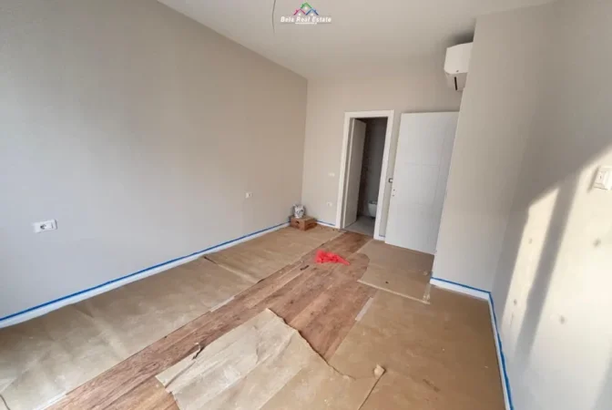 Tirane, jepet me qera zyre Kati 5, 100 m² 1.040 € (Rruga Anton Lufi)