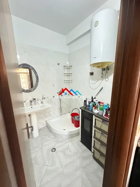 Tirane, shitet apartament 2+1+Ballkon Kati 6, 100 m² 140.000 € 