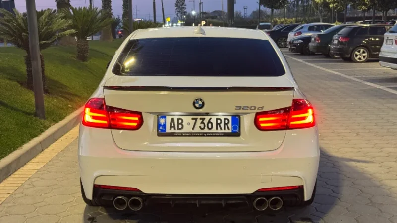 shes makine BMW F30 320D 2012 Nafte, e bardhë automatik Kondicioner 260.000 km 11.500 €
