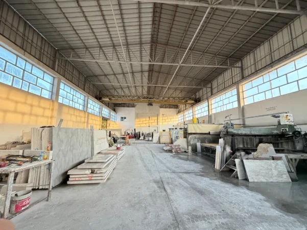 Tirane, shitet ambjent biznesi Kati 2, 5.600 m² 2.200.000 € 