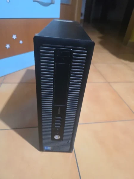 OKAZION PAK DITE Kompjuter  HP Prodesk I5 GEN 4 50MIJE