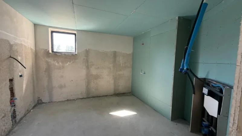 Tirane, shitet Vile 2 Katshe , 900 m² 750.000 € 