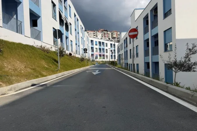 Tirane, shitet apartament , 50 m² 42.000 € 