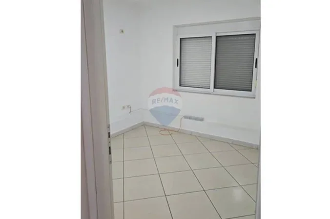 Tirane, jepet me qera apartament , 85 m² 800 € 