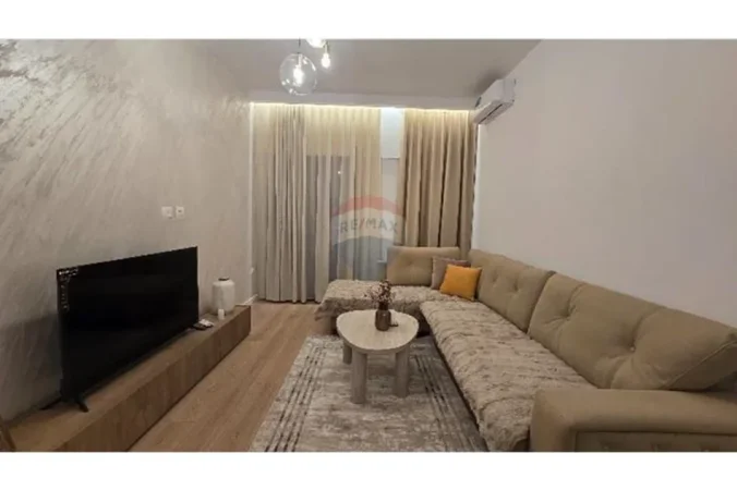 Tirane, jepet me qera apartament , 105 m² 1.500 € 