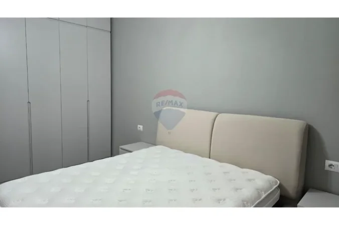 Tirane, jepet me qera apartament , 70 m² 720 € 