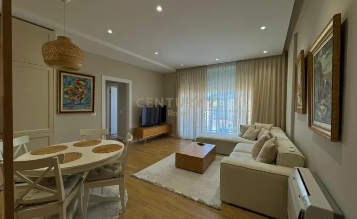 Tirane, jepet me qera apartament 2+1 Kati 7, 99 m² 1.200 € (21 Dhjetori)