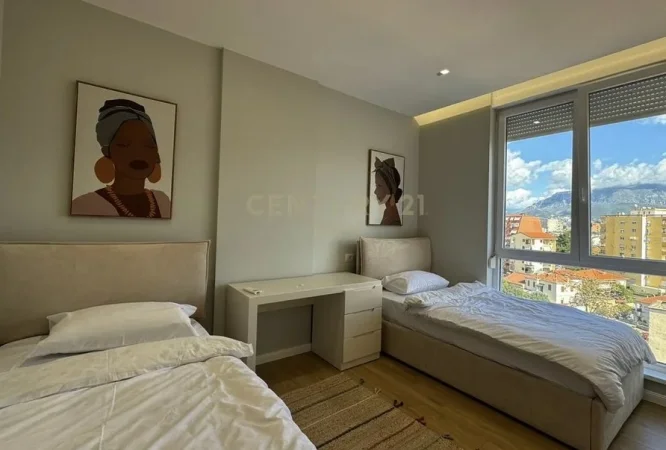 Tirane, jepet me qera apartament 2+1 Kati 7, 99 m² 1.200 € (21 Dhjetori)