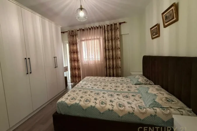 Tirane, jepet me qera apartament 2+1 Kati 7, 100 m² 900 € (Medar Shtylla)