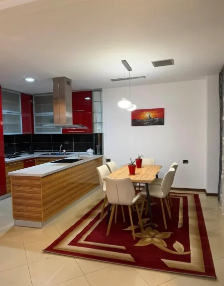 Shqiperi, jepet me qera apartament 2+1+Ballkon Kati 2, 120 m² 120,000 ALL(Sheshi Willson)