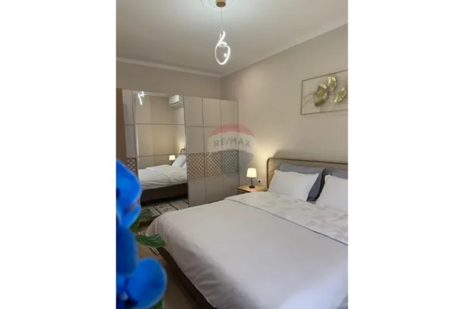 Tirane, jepet me qera apartament 1+1 Kati 3, 62 m² 700 € (Rruga e Kavajes)