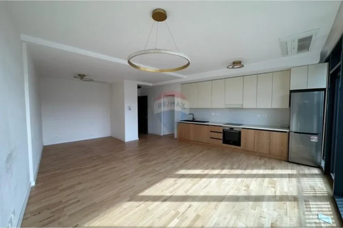Tirane, jepet me qera zyre , 124 m² 1.500 € (Rruga Kosovareve)