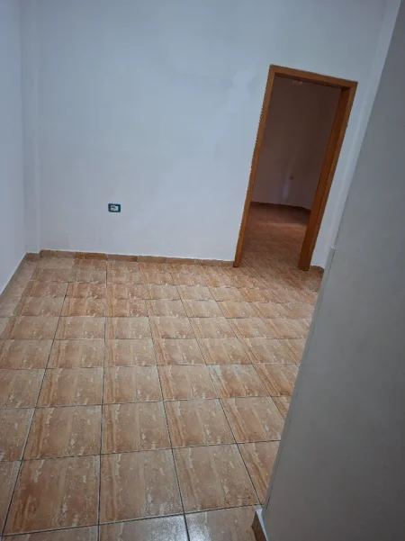 Tirane, jepet me qera nga Pronari, pa-komision apartament 1+1 Kati 1, (Rruga jordan misja)