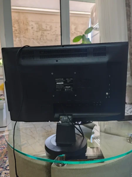 Tirane, shes Televizor Televizor 24" Full HD me ngjyra nga DAEVOO