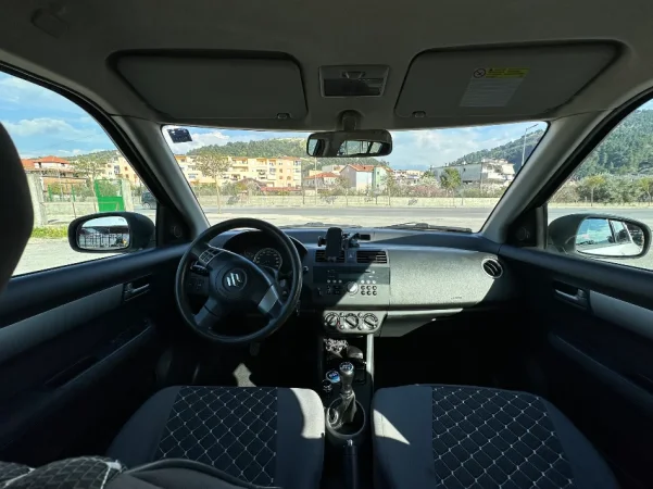 Berat, shes makine Suzuki Swift Benzin+Gaz, gri metalizato manuale Kondicioner 154.000 km 2.200 €