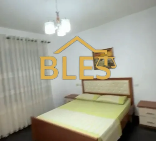 Tirane, jepet me qera apartament 2+1 Kati 10, 500 € (Te Famed)
